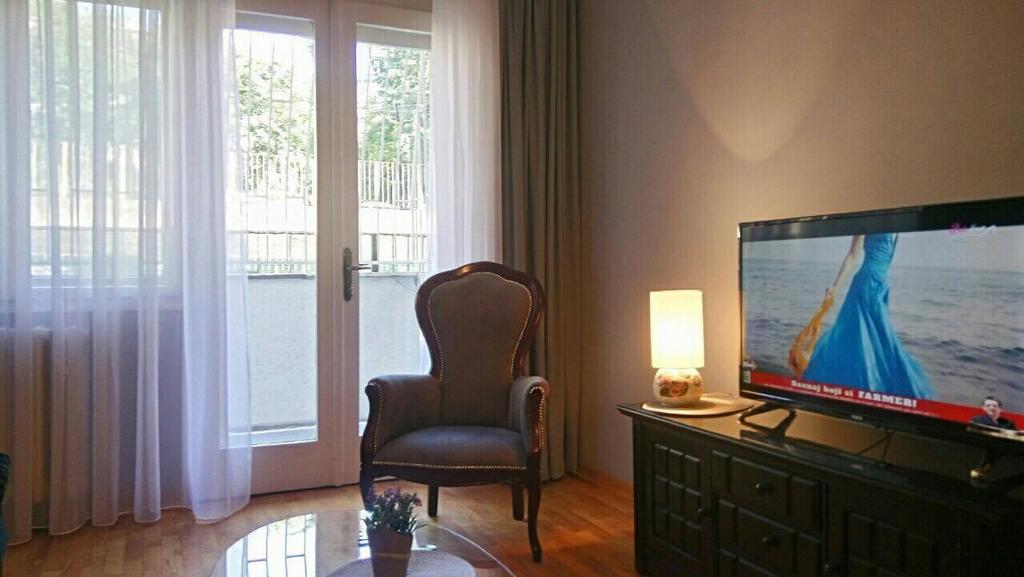 Apartment Zindan Belgrado Esterno foto